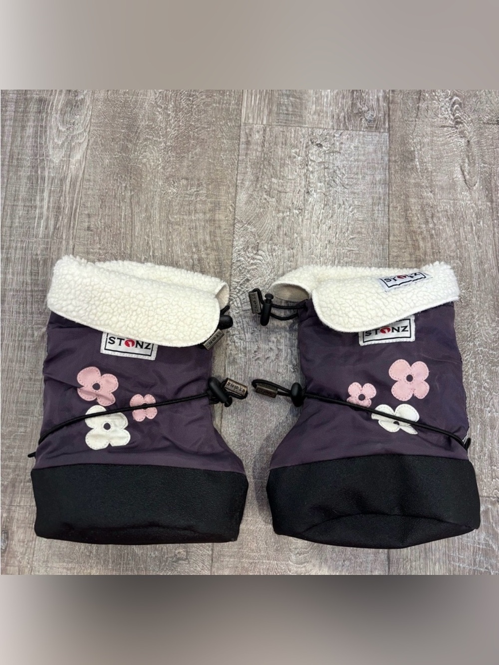 Stonz Purple Kids Booties with Sherpa Cuffs